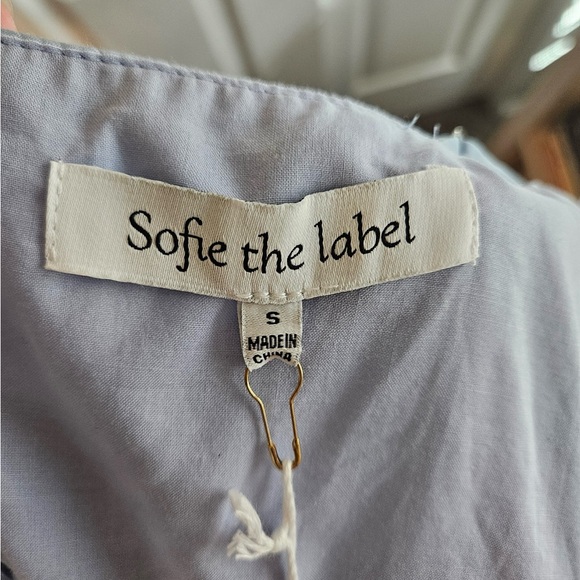 blue bow dress! - Picture 2 of 5